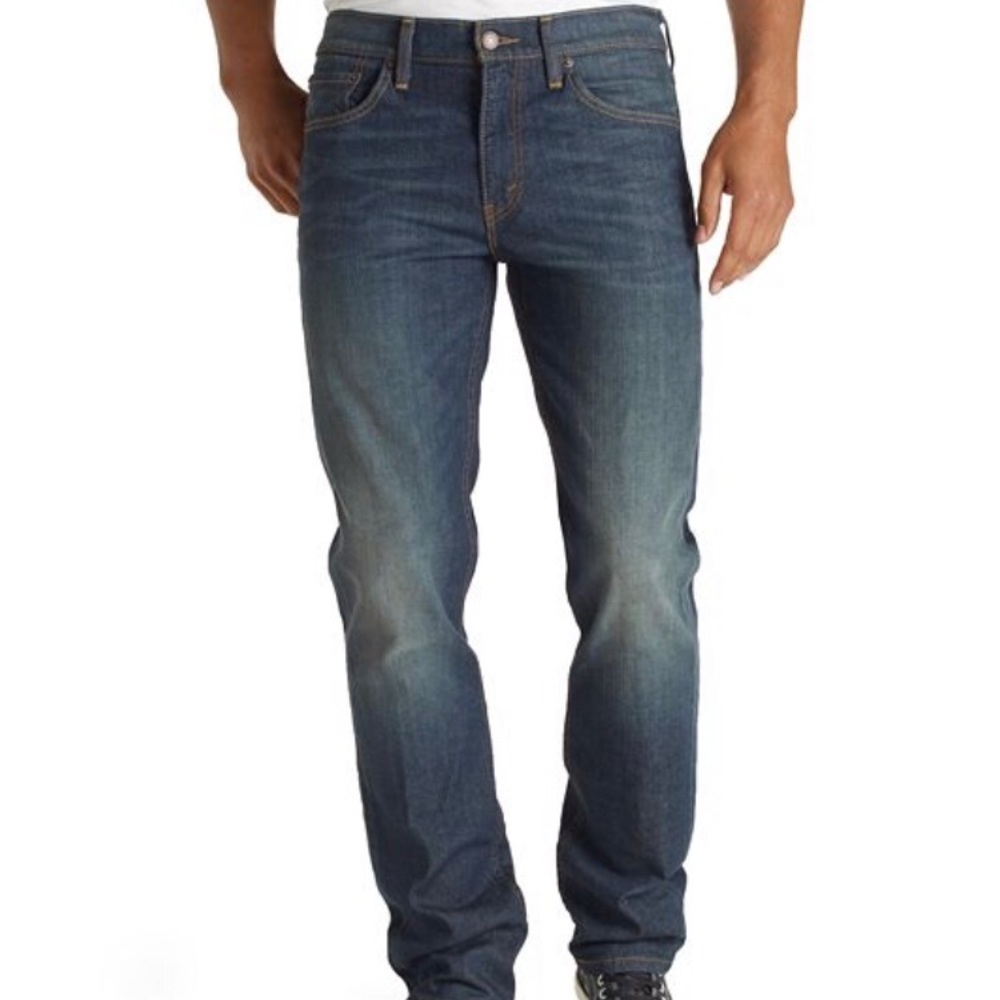 Levi’s 514 Straight Fit Jeans